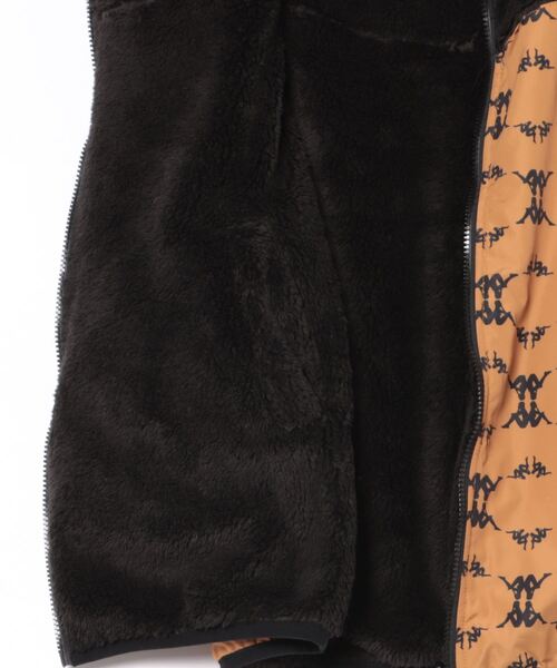 Kappa（カッパ）の「【Kappa / カッパ】リバーシブルボアベスト　ゴルフ（ベスト・メンズ・ブラック/ネイビー・LARGE/X-LARGE/MEDIUM）」の4枚目の写真