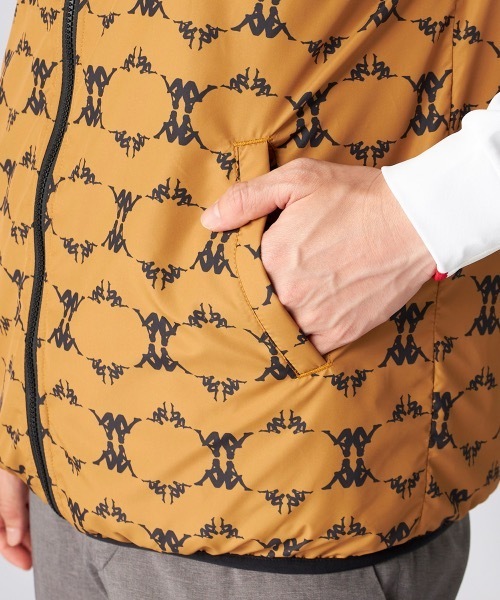 Kappa（カッパ）の「【Kappa / カッパ】リバーシブルボアベスト　ゴルフ（ベスト・メンズ・ブラック/ネイビー・LARGE/X-LARGE/MEDIUM）」の10枚目の写真