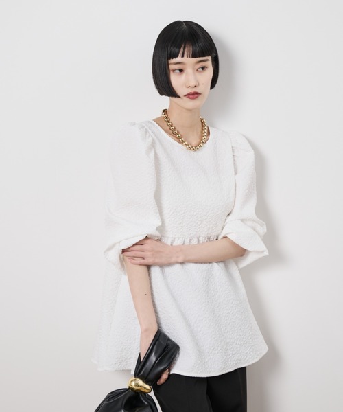 Shelly island(シェリーアイランド)の「フラワージャガードペプラムブラウス(シャツ/ブラウス・レディース・ブラック/ホワイト・FREE)」の14枚目の写真