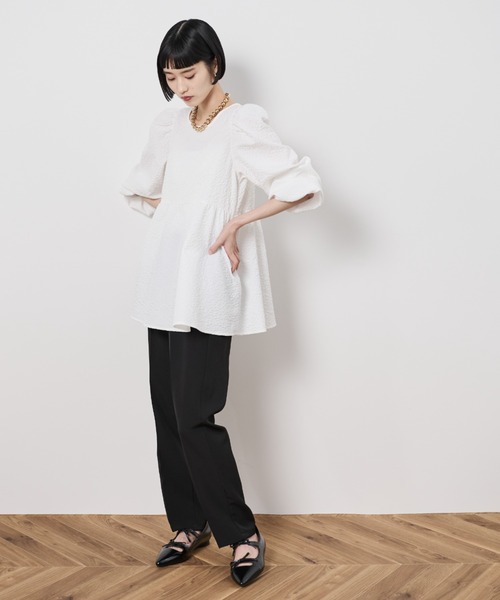 Shelly island(シェリーアイランド)の「フラワージャガードペプラムブラウス(シャツ/ブラウス・レディース・ブラック/ホワイト・FREE)」の18枚目の写真