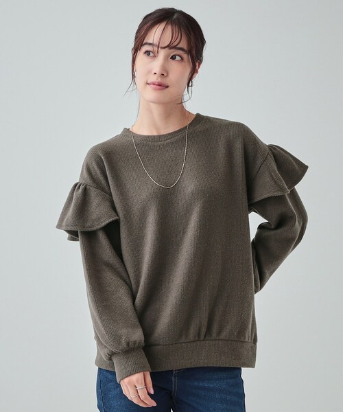 DRESKIP(ドレスキップ)の「◆【S-LL】一枚で決まる ふんわり微起毛 フリル袖トップス(Tシャツ/カットソー・レディース・アイボリー/チャコールグレー/パープル・01/02/03/04)」の1枚目の写真