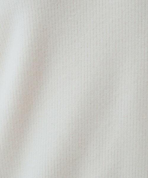 DRESKIP(ドレスキップ)の「◆【S-LL】一枚で決まる ふんわり微起毛 フリル袖トップス(Tシャツ/カットソー・レディース・アイボリー/チャコールグレー/パープル・01/02/03/04)」の7枚目の写真