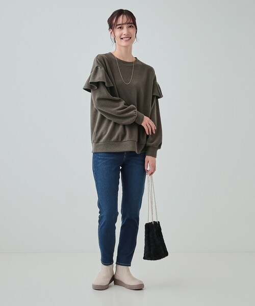 DRESKIP(ドレスキップ)の「◆【S-LL】一枚で決まる ふんわり微起毛 フリル袖トップス(Tシャツ/カットソー・レディース・アイボリー/チャコールグレー/パープル・01/02/03/04)」の10枚目の写真