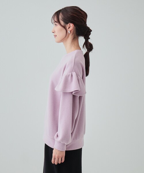 DRESKIP(ドレスキップ)の「◆【S-LL】一枚で決まる ふんわり微起毛 フリル袖トップス(Tシャツ/カットソー・レディース・アイボリー/チャコールグレー/パープル・01/02/03/04)」の17枚目の写真