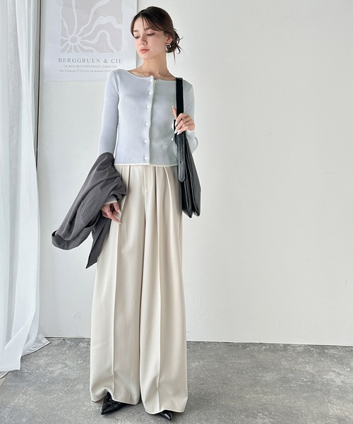 mily bilet(ミウィビレット)の「【mily bilet】女性らしさ漂う。裾配色ロゴ刺繍コンパクトニットカーディガン(カーディガン/ボレロ・レディース・ブルー/ブラック/ピンク/ホワイト・LARGE/MEDIUM/SMALL/X-LARGE)」の14枚目の写真