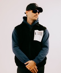 DEVEREUX GOLF（デヴァローゴルフ）の「Highly Ashビンテージシープボアフルジップベスト（ベスト・メンズ）」