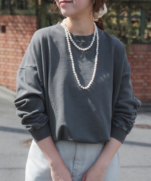 B:MING by BEAMS（ビーミングバイビームス）の「オーバーダイ 裏毛 プルオーバー トップス（スウェット・レディース・ピンク/ブラック系その他4/ホワイト系その他5/グリーン系その他・ONE SIZE）」の2枚目の写真