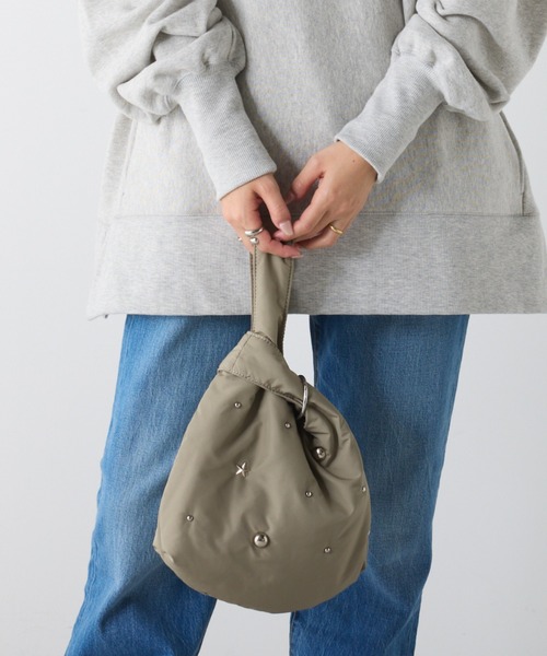 CIAOPANIC TYPY(チャオパニックティピー)の「【2025年S/S新作】【プチプラ】スタッズ付きパッファーミニハンドルBAG(トートバッグ・レディース・イエロー/オフホワイト/カーキ/ブラック・ONE SIZE)」の21枚目の写真