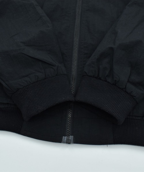 Guess（ゲス）の「【ヴィンテージ古着】90’s GUESS 星条旗 ナイロンジャケット（ナイロンジャケット・メンズ・ブラック・X-LARGE）」の11枚目の写真