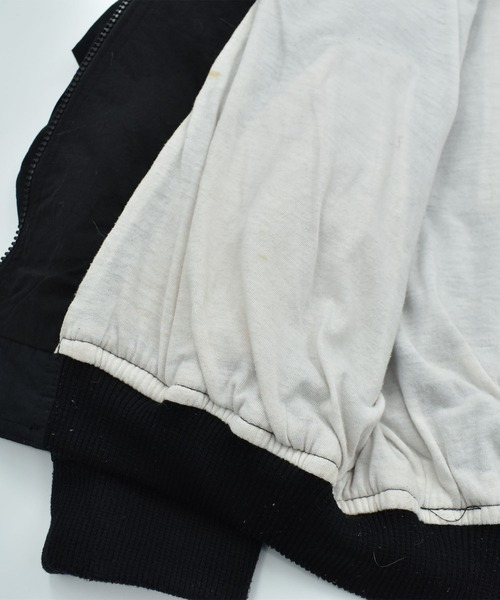 Guess（ゲス）の「【ヴィンテージ古着】90’s GUESS 星条旗 ナイロンジャケット（ナイロンジャケット・メンズ・ブラック・X-LARGE）」の3枚目の写真