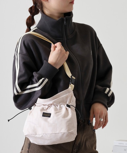 PENDLETON（ペンドルトン）の「PENDLETON　RIPSTOP MINI SHOULDE（ショルダーバッグ・レディース・ターコイズブルー/オフホワイト・FREE）」の12枚目の写真