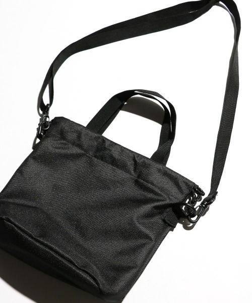 PENNEYS（ぺニーズ）の「【PENNY'S / ぺニーズ】DRAWSTRING POUCH　ドローストリングポーチ（ボディバッグ/ウエストポーチ・メンズ・ベージュ/ネイビー/ブラック/オリーブ・FREE）」の9枚目の写真