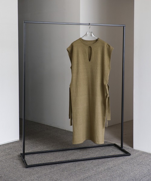 select MOCA Et（セレクトモカエト）の「【Et】Key Neck Knit Vest Dress（ワンピース・レディース・ブラック/カーキ・FREE）」の13枚目の写真