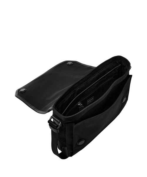 FOSSIL（フォッシル）の「フォッシル クーリエバッグ メンズ ナイロン/合成 ブラック A4収納可 MBG9628001（ショルダーバッグ・メンズ・ブラック・FREE）」の2枚目の写真