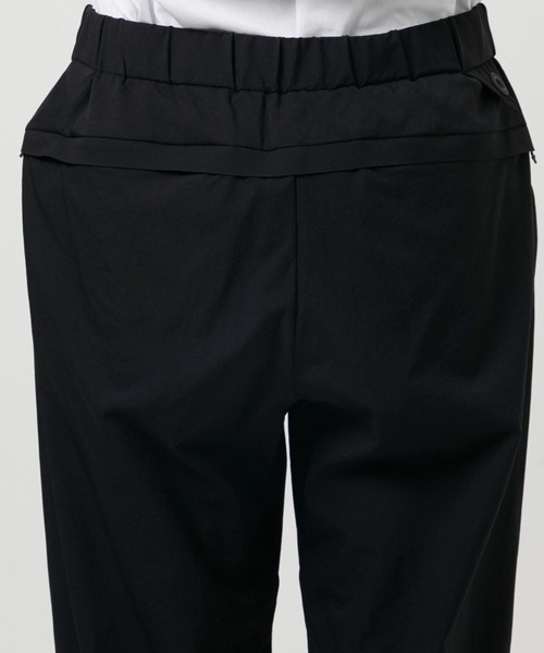 WHITE MOUNTAINEERING(ホワイトマウンテニアリング)の「【White Mountaineering / ホワイトマウンテニアリング】3 TUCK EASY TAPERED PANTS(スラックス・メンズ・ブラック・0/1/2)」の7枚目の写真