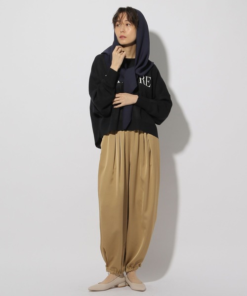 Elura（エルーラ）の「シルクライクカーブパンツ＜低身長サイズあり＞/320163（その他パンツ・レディース・ブラウン系その他2/ネイビー・FREE/FREE(S)）」の3枚目の写真