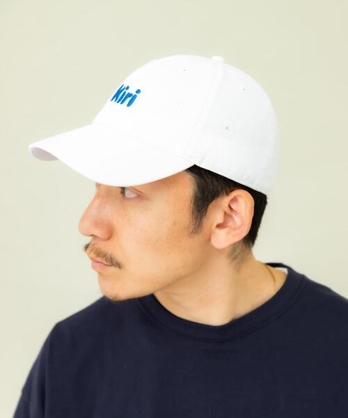 URBAN RESEARCH(アーバンリサーチ)の「『別注』Kiri×Wide Dad Logo Cap(キャップ・メンズ・ホワイト/ネイビー・FREE)」の3枚目の写真