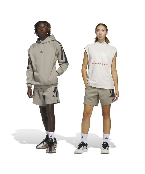 adidas(アディダス)の「adidas BASKETBALL SPACER SHORT(アディダス バスケットボール スペーサーショーツ(ジェンダーニュートラル))(その他パンツ・メンズ・レッド系/ベージュ系・LARGE/MEDIUM/X-LARGE)」の2枚目の写真