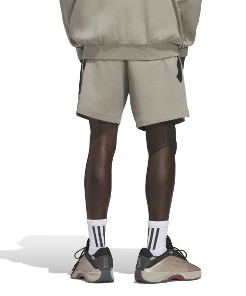 adidas(アディダス)の「adidas BASKETBALL SPACER SHORT(アディダス バスケットボール スペーサーショーツ(ジェンダーニュートラル))(その他パンツ・メンズ・レッド系/ベージュ系・LARGE/MEDIUM/X-LARGE)」の14枚目の写真