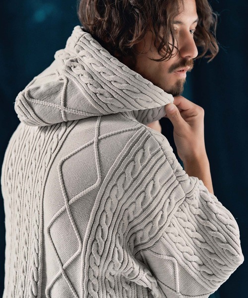 ANGENEHM(アンゲネーム)の「mpa3732-Airy yarn cable stitch short sleeve hoodie ニットパーカー(パーカー・メンズ・ブラック/グレイッシュベージュ/キナリ/サックスブルー系・S/M/L)」の7枚目の写真