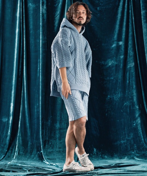 ANGENEHM(アンゲネーム)の「mpa3732-Airy yarn cable stitch short sleeve hoodie ニットパーカー(パーカー・メンズ・ブラック/グレイッシュベージュ/キナリ/サックスブルー系・S/M/L)」の16枚目の写真