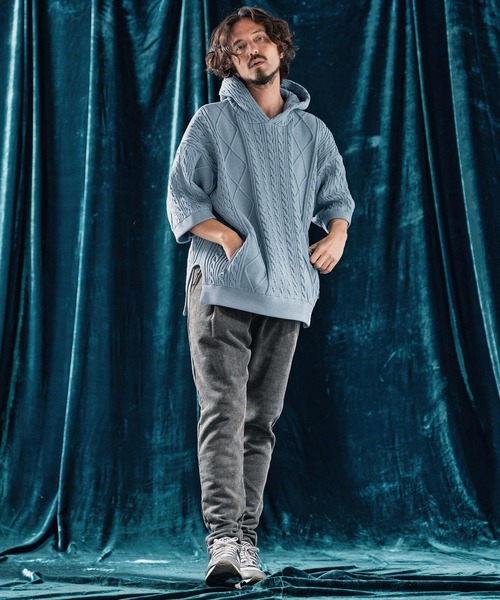 ANGENEHM(アンゲネーム)の「mpa3732-Airy yarn cable stitch short sleeve hoodie ニットパーカー(パーカー・メンズ・ブラック/グレイッシュベージュ/キナリ/サックスブルー系・S/M/L)」の17枚目の写真