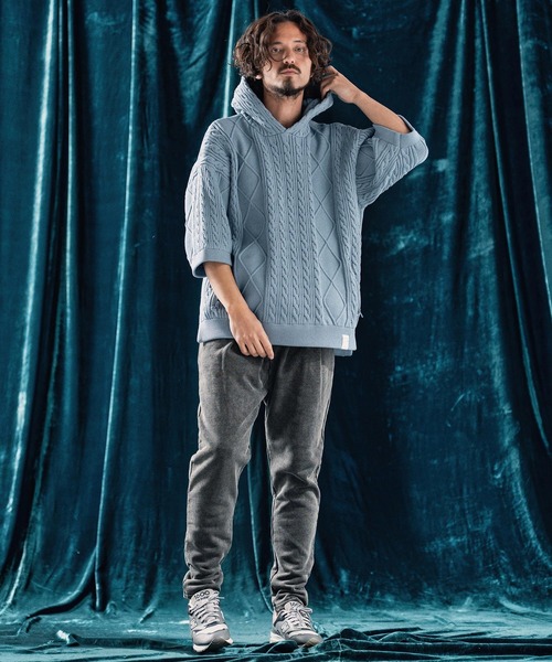 ANGENEHM(アンゲネーム)の「mpa3732-Airy yarn cable stitch short sleeve hoodie ニットパーカー(パーカー・メンズ・ブラック/グレイッシュベージュ/キナリ/サックスブルー系・S/M/L)」の18枚目の写真
