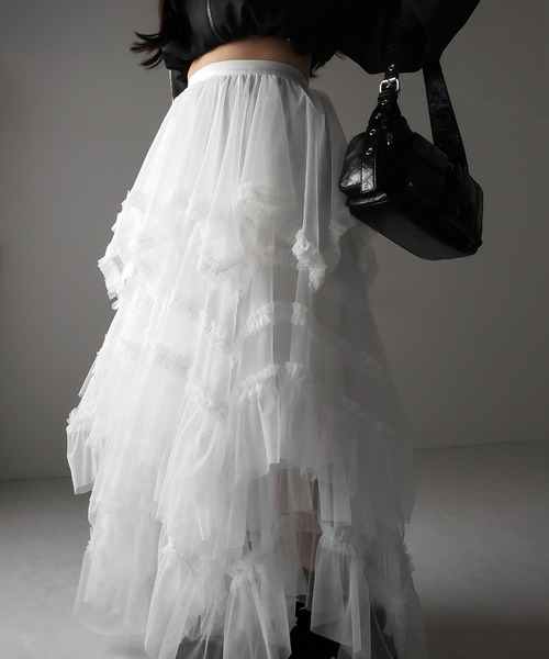 me+em select(ミームセレクト)の「【 2color 】レイヤードボリュームフリルチュールスカート / layered volume frill tulle skirt(スカート・レディース・ホワイト/ブラック・FREE)」の6枚目の写真