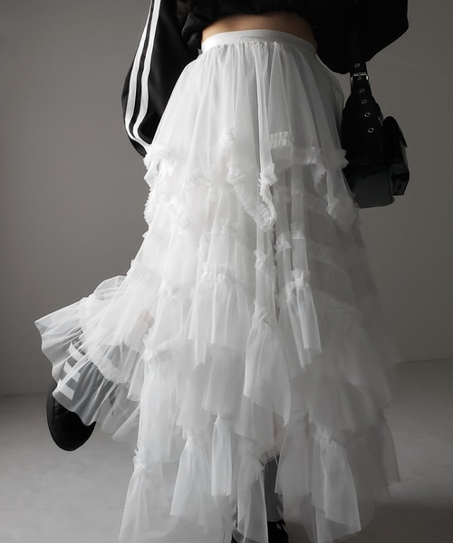 me+em select(ミームセレクト)の「【 2color 】レイヤードボリュームフリルチュールスカート / layered volume frill tulle skirt(スカート・レディース・ホワイト/ブラック・FREE)」の7枚目の写真