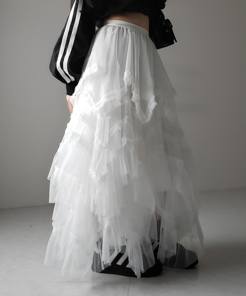 me+em select(ミームセレクト)の「【 2color 】レイヤードボリュームフリルチュールスカート / layered volume frill tulle skirt(スカート・レディース・ホワイト/ブラック・FREE)」の11枚目の写真