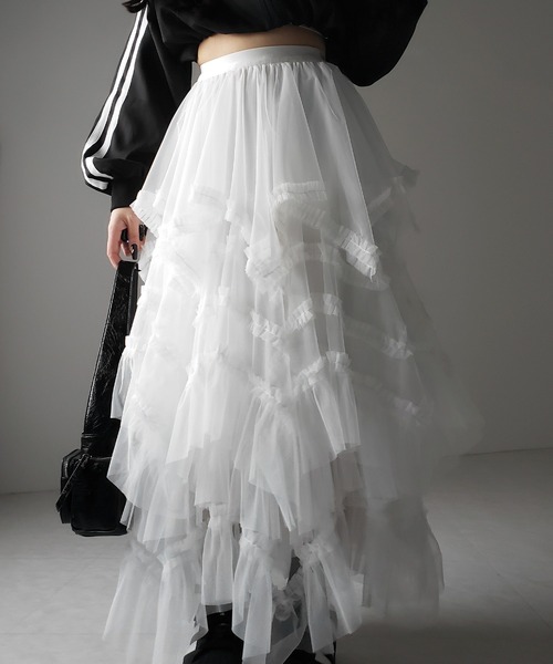 me+em select(ミームセレクト)の「【 2color 】レイヤードボリュームフリルチュールスカート / layered volume frill tulle skirt(スカート・レディース・ホワイト/ブラック・FREE)」の14枚目の写真