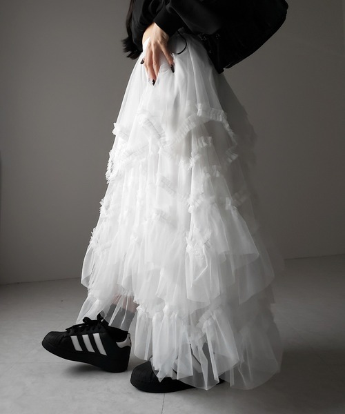 me+em select(ミームセレクト)の「【 2color 】レイヤードボリュームフリルチュールスカート / layered volume frill tulle skirt(スカート・レディース・ホワイト/ブラック・FREE)」の15枚目の写真