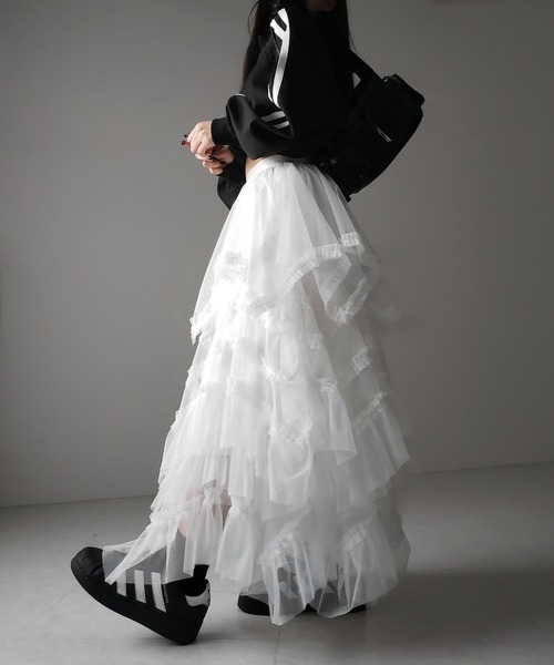 me+em select(ミームセレクト)の「【 2color 】レイヤードボリュームフリルチュールスカート / layered volume frill tulle skirt(スカート・レディース・ホワイト/ブラック・FREE)」の18枚目の写真