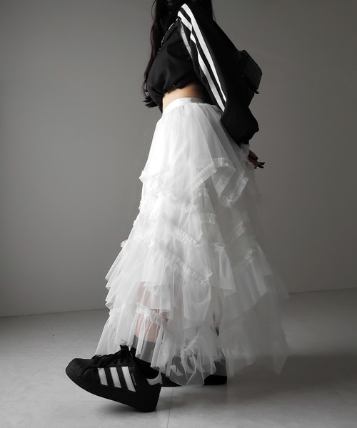 me+em select(ミームセレクト)の「【 2color 】レイヤードボリュームフリルチュールスカート / layered volume frill tulle skirt(スカート・レディース・ホワイト/ブラック・FREE)」の21枚目の写真