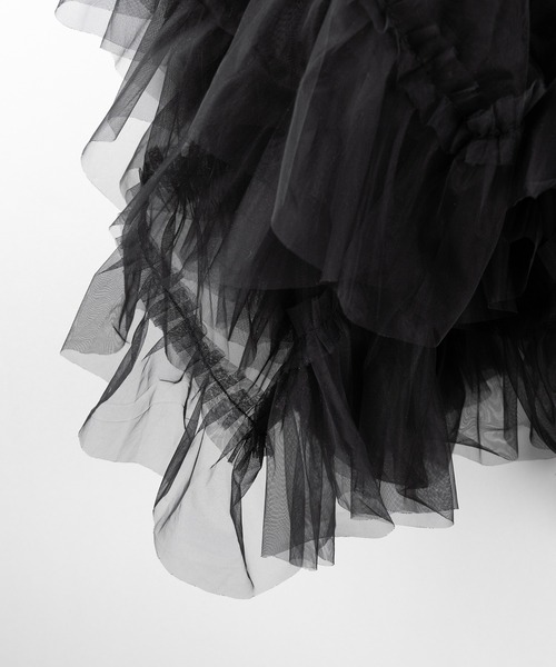 me+em select(ミームセレクト)の「【 2color 】レイヤードボリュームフリルチュールスカート / layered volume frill tulle skirt(スカート・レディース・ホワイト/ブラック・FREE)」の3枚目の写真