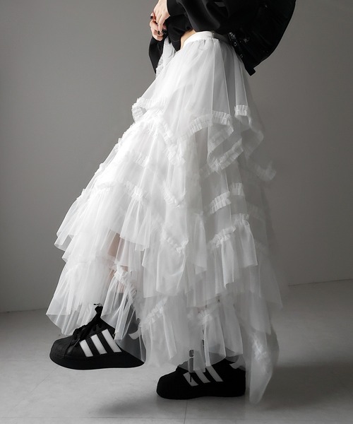 me+em select(ミームセレクト)の「【 2color 】レイヤードボリュームフリルチュールスカート / layered volume frill tulle skirt(スカート・レディース・ホワイト/ブラック・FREE)」の12枚目の写真