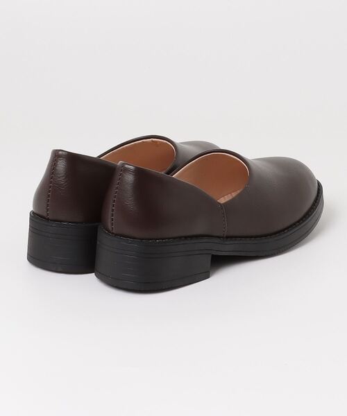 AAA+（サンエープラス）の「AAA+/ドクターシューズ スリッポン サイドカットプレーンシューズ(3771)（スリッポン・レディース・ダークブラウン/ブラック/ブラック系その他・35/36/37/38/39/40/41/42/43/44）」の4枚目の写真