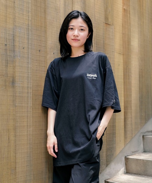 What it isNt）ART BY MARKGONZALES / (ワットイットイズント