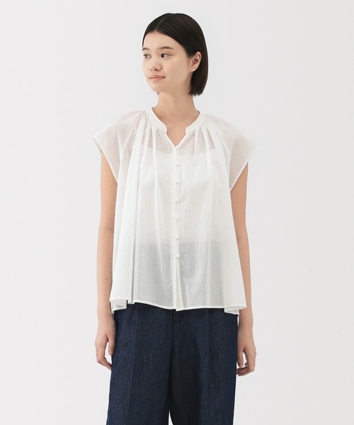 無印良品(ムジルシリョウヒン)の「婦人 強撚ボイル フレンチスリーブブラウス(シャツ/ブラウス・レディース・ブラック/オフホワイト/ライトグレー/ブラック系・XL/L/M/S)」の2枚目の写真