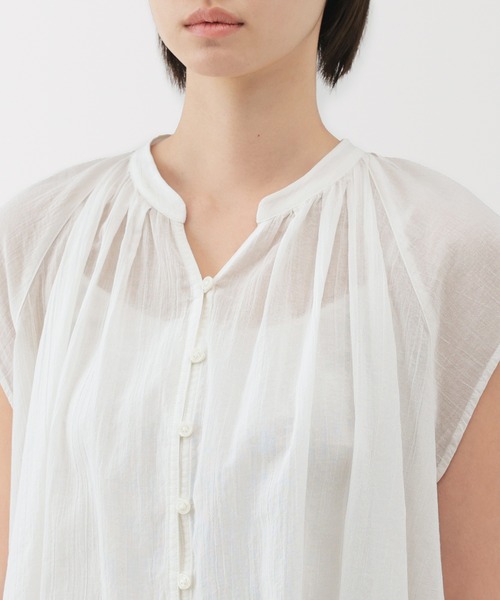 無印良品(ムジルシリョウヒン)の「婦人 強撚ボイル フレンチスリーブブラウス(シャツ/ブラウス・レディース・ブラック/オフホワイト/ライトグレー/ブラック系・XL/L/M/S)」の8枚目の写真