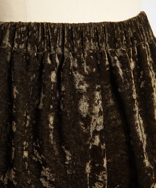 gomme（ゴム）の「クラッシュベルベット　ストレートパンツ（その他パンツ・レディース・カーキ/ブラック/ブルー・MEDIUM）」の19枚目の写真