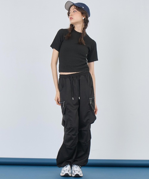ANAP(アナップ)の「ポコポコ クロップド Tシャツ(Tシャツ/カットソー・レディース・ブラック/グリーン/ホワイト・FREE)」の13枚目の写真