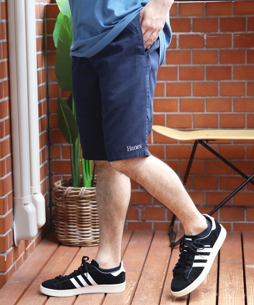 HANES(ヘインズ)の「Hanes チノリラックスショートパンツ(チノパンツ・メンズ・ブラック/ベージュ/ネイビー/カーキ・MEDIUM/X-LARGE/LARGE)」の1枚目の写真