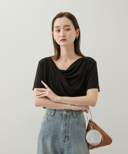 SENSE OF PLACE by URBAN RESEARCH（センスオブプレイスバイアーバンリサーチ）の「アシメドレープトップ(半袖)（Tシャツ/カットソー・レディース・キャメル/ベージュ/ブラック/ライトブルー・ONE）」の9枚目の写真