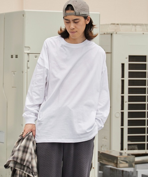 United Athle（ユナイテッドアスレ）の「【ROOPTOKYO】UNITED ATHLE 5.6oz  ロングスリーブTee/ロンT 無地 クルーネック メンズ レディース 2026年 夏 夏服（Tシャツ/カットソー・メンズ・ライトブルー/スミクロ/ネイビー/ブラック/オフホワイト/ホワイト・S/L/M/XL）」の17枚目の写真