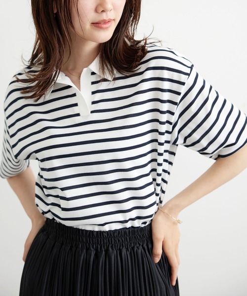 BELLUNA PLUS(ベルーナ)の「ボーダー柄スキッパーポロシャツ(Tシャツ/カットソー・レディース・ネイビー×ホワイト/ホワイト×ネイビー・MEDIUM/LARGE/X-LARGE)」の2枚目の写真
