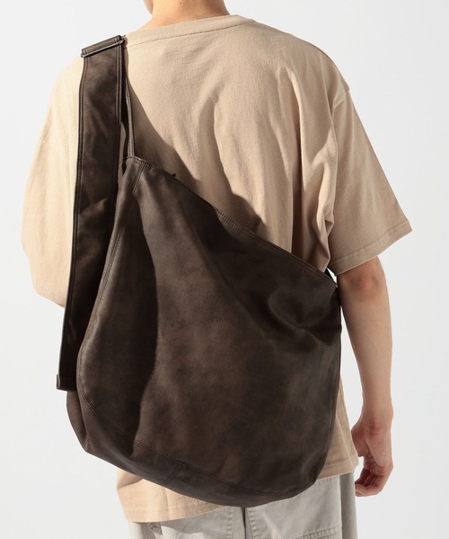 niko and...（ニコアンド）の「フェイクレザー4ポケットラージショルダーバッグ（ショルダーバッグ・メンズ・ブラウン/ブラック・FREE）」の8枚目の写真