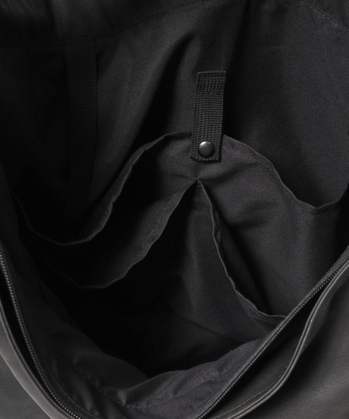 niko and...（ニコアンド）の「フェイクレザー4ポケットラージショルダーバッグ（ショルダーバッグ・メンズ・ブラウン/ブラック・FREE）」の20枚目の写真