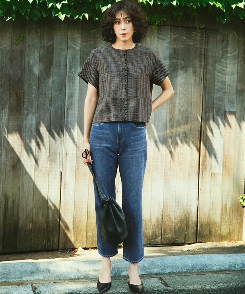 RED CARD TOKYO(レッドカード)の「【RED CARD TOKYO×23区】スリムストレート デニム パンツ(デニムパンツ・レディース・ターコイズブルー系/ダルブルー系・40/38/36)」の17枚目の写真