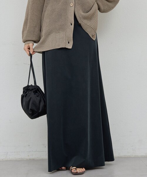 GALLARDAGALANTE(ガリャルダガランテ)の「【セットアップ対応】【イージーケア】キュプラジャージースカート(スカート・レディース・ベージュ/ブラック/モカ・0/1)」の2枚目の写真